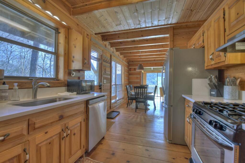 Waywish Waterfront Cabin In Blue Ridge Mountains Esterno foto